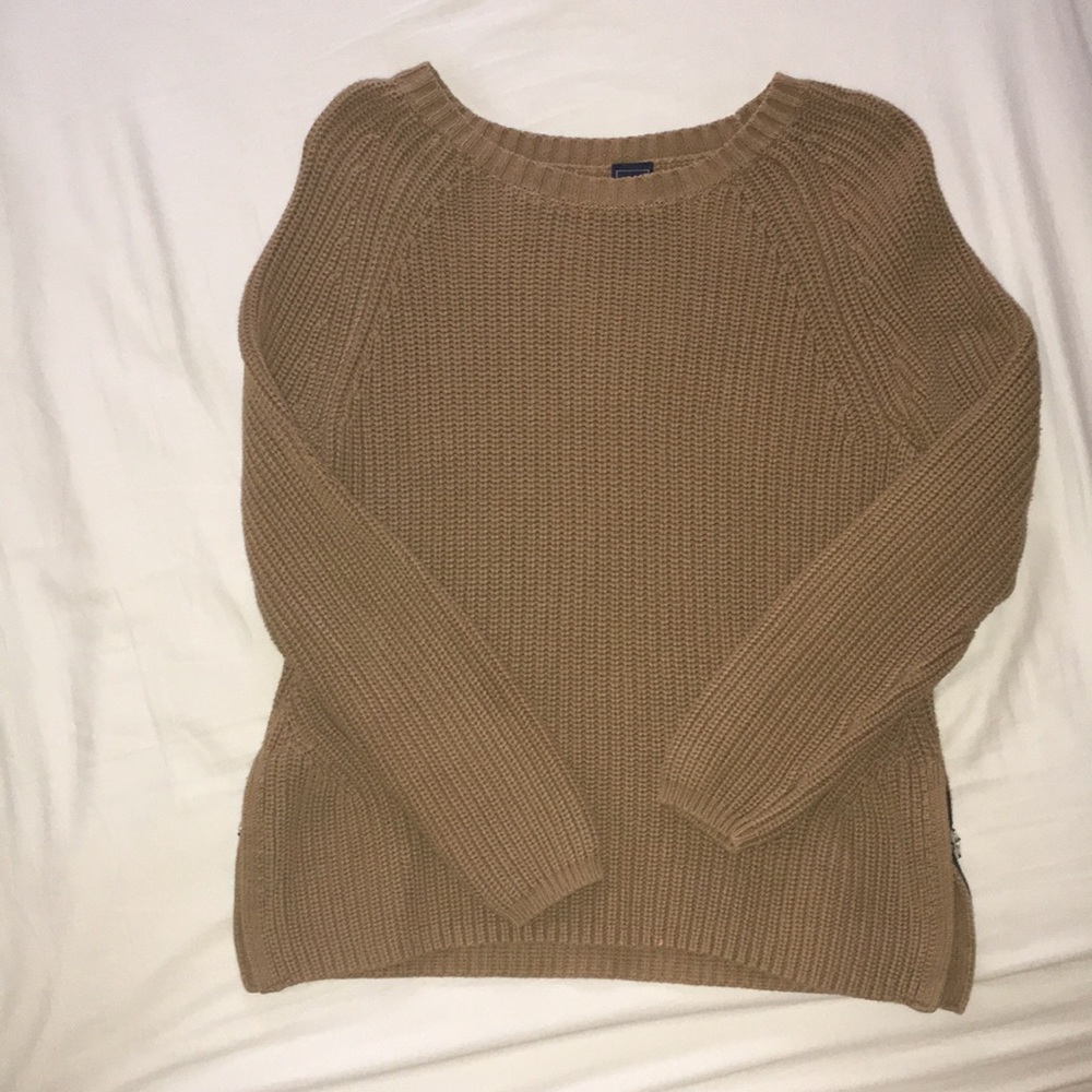 GAP THICK SWEATER